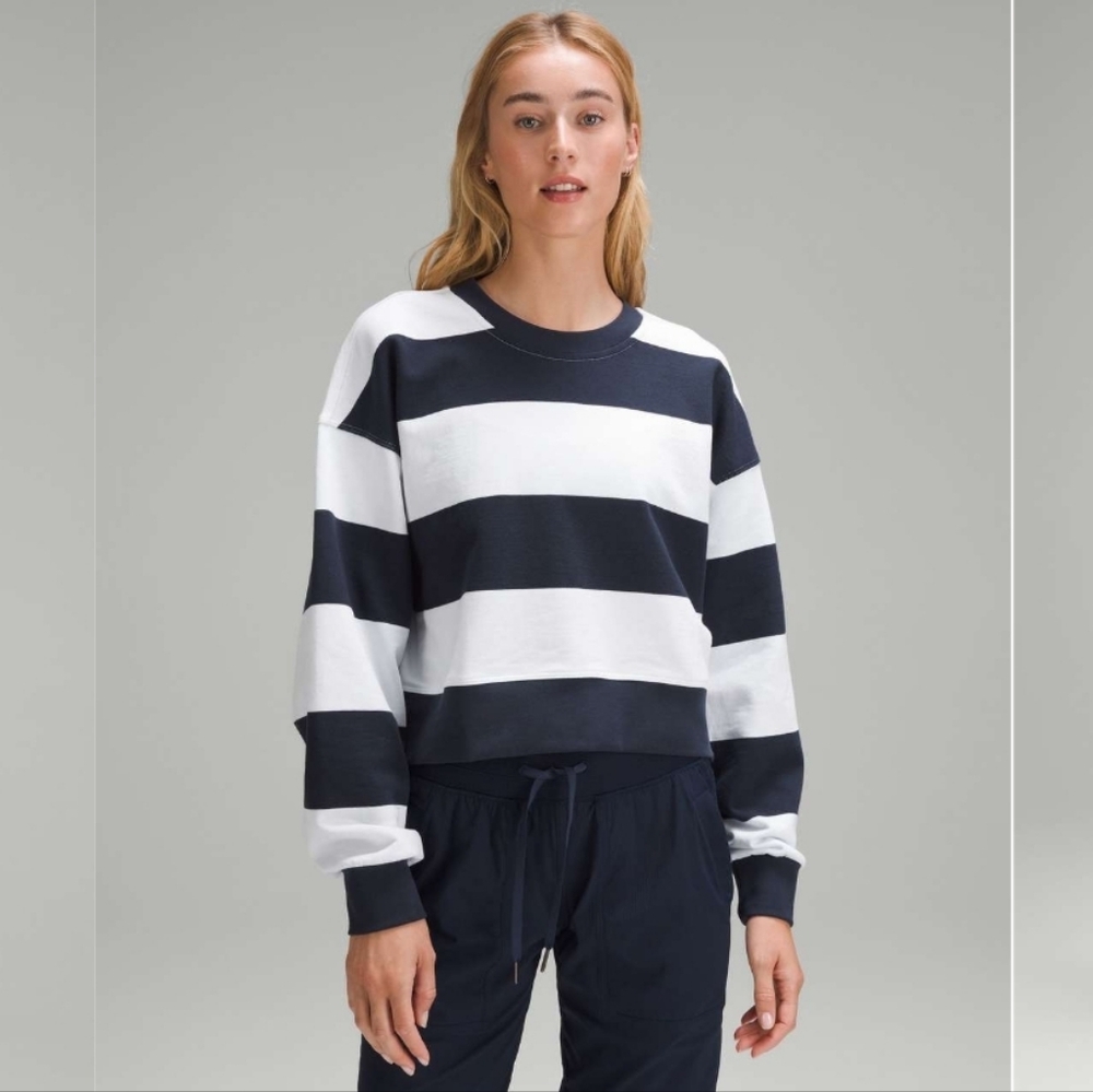 Lululemon Athletica Navy Stripe Perfectly Oversized Cropped Crew Size 6